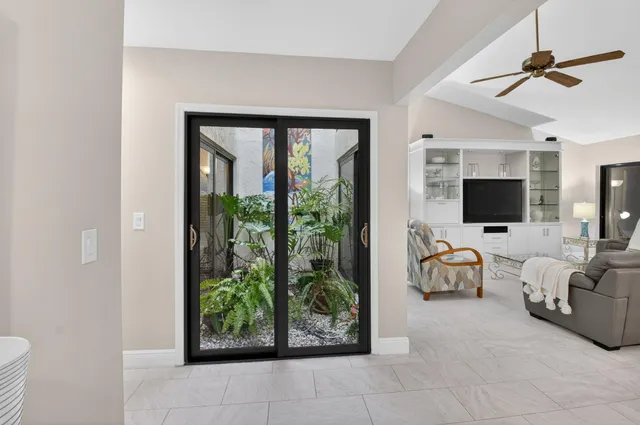 $4,500 | 327 Southwest 29th Avenue, Delray Beach, FL 33445