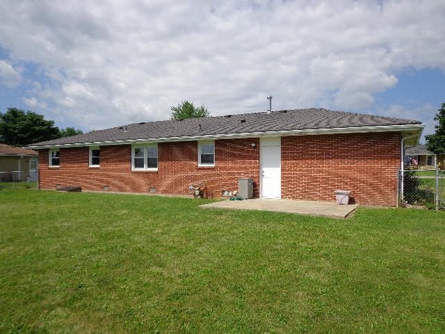 1408 North Truitt Road Muncie, IN 47303 - Photo 2 of 13 Gallery Image 2