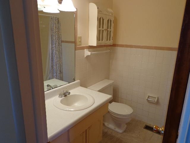 1408 North Truitt Road Muncie, IN 47303 - Photo 7 of 13 Gallery Image 7