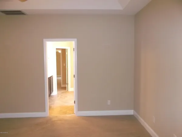 $2,450 | 274 Southwest Plantation Drive, Maple Hill, NC 28454