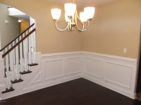 $2,450 | 274 Southwest Plantation Drive, Maple Hill, NC 28454