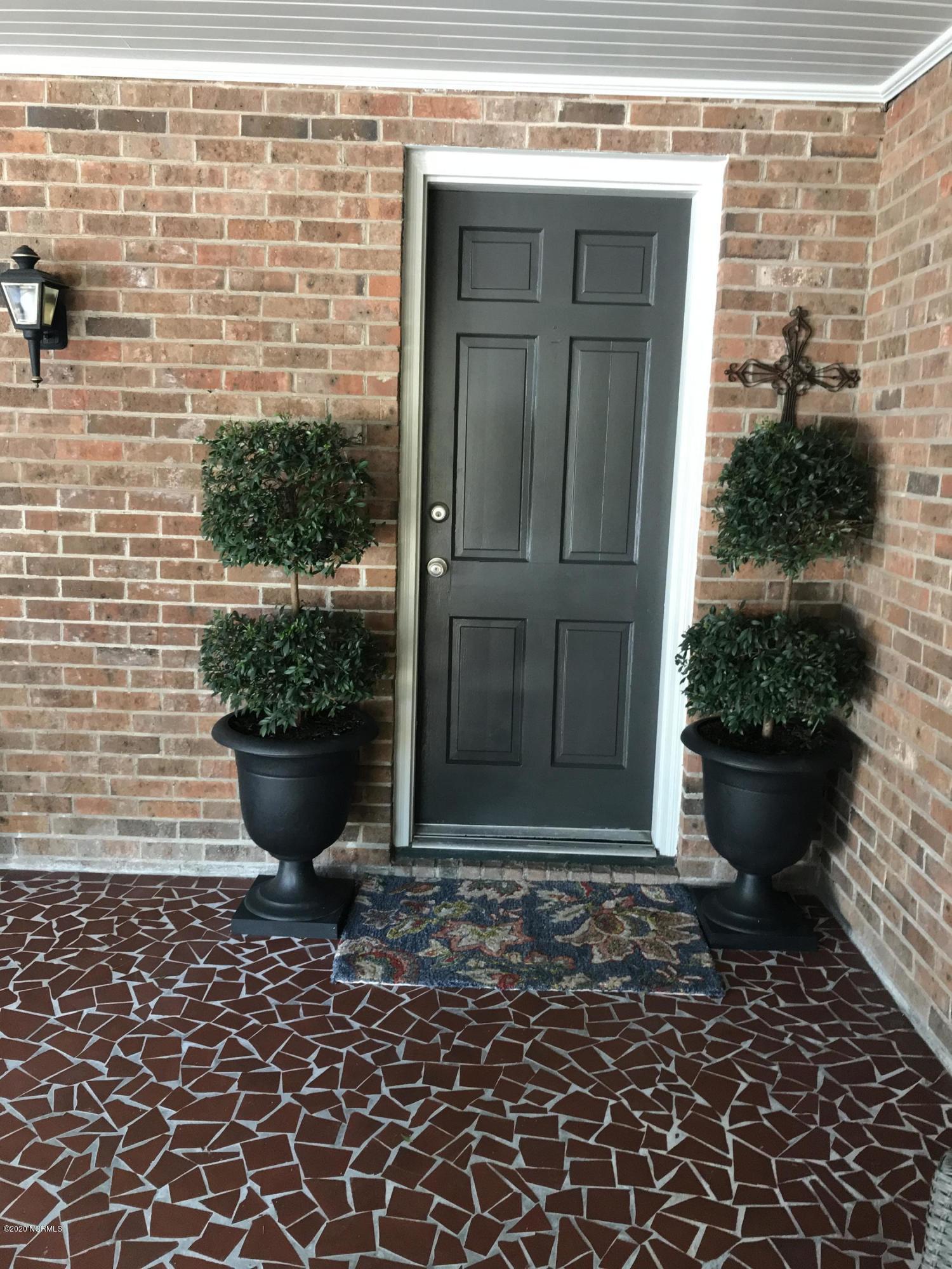804 Raleigh Rd Parkway West Wilson, NC 27893 - Photo 32 of 35 BACK DOOR