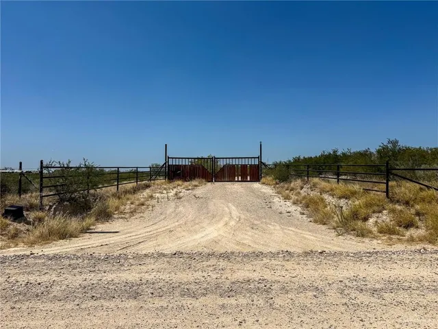 $150,000 | 37 Vista Falcon Pvt Road, Roma, TX 78584