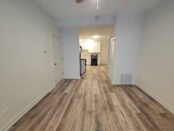 $1,695 | 2216 West 21st Place, Unit 2F, Chicago, IL 60608