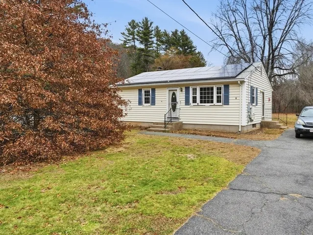 $255,000 | 8 Metacomet Circle, Belchertown, MA 01007