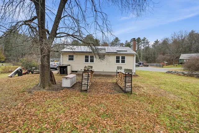 $255,000 | 8 Metacomet Circle, Belchertown, MA 01007