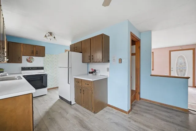 $255,000 | 8 Metacomet Circle, Belchertown, MA 01007