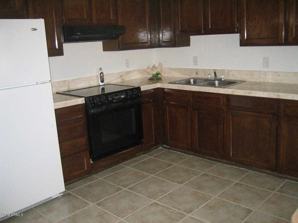 2136 West Frye Road Chandler, AZ 85224 - Photo 5 of 12 4
