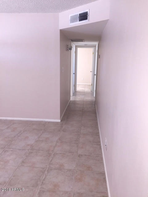 2136 West Frye Road Chandler, AZ 85224 - Photo 6 of 12 5