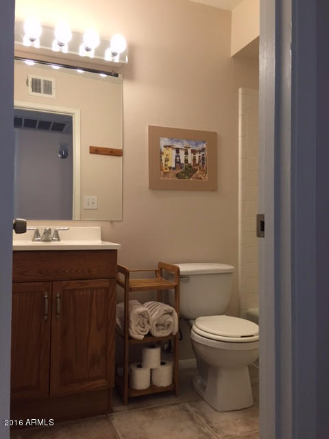 2136 West Frye Road Chandler, AZ 85224 - Photo 9 of 12 8