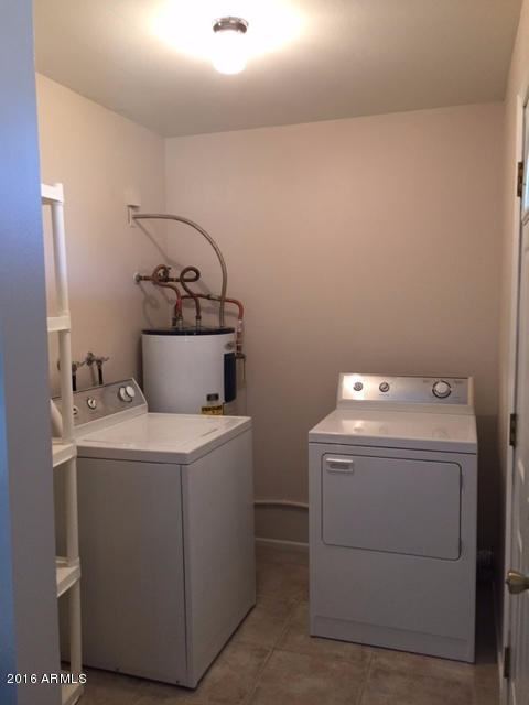 2136 West Frye Road Chandler, AZ 85224 - Photo 10 of 12 9