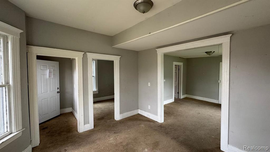 253 Beechwood Street River Rouge, MI 48218 - Photo 8 of 25