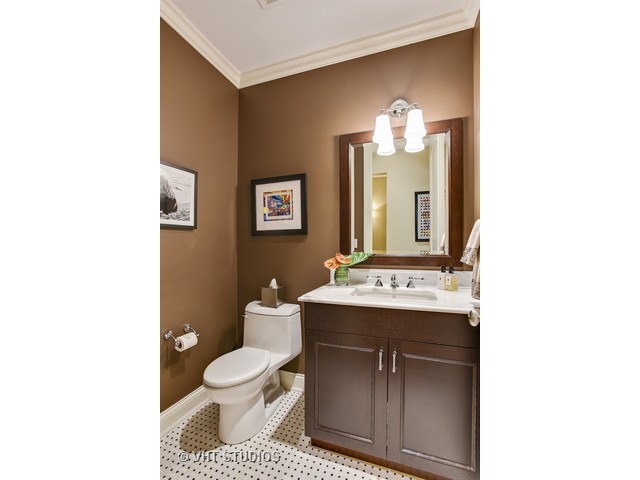 1750 West Surf Street Chicago, IL 60657 - Photo 18 of 25