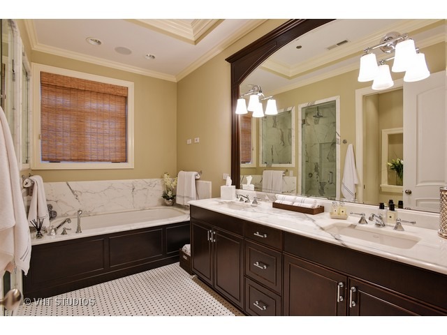 1750 West Surf Street Chicago, IL 60657 - Photo 20 of 25