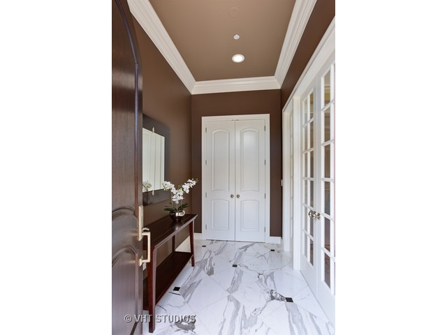 1750 West Surf Street Chicago, IL 60657 - Photo 3 of 25