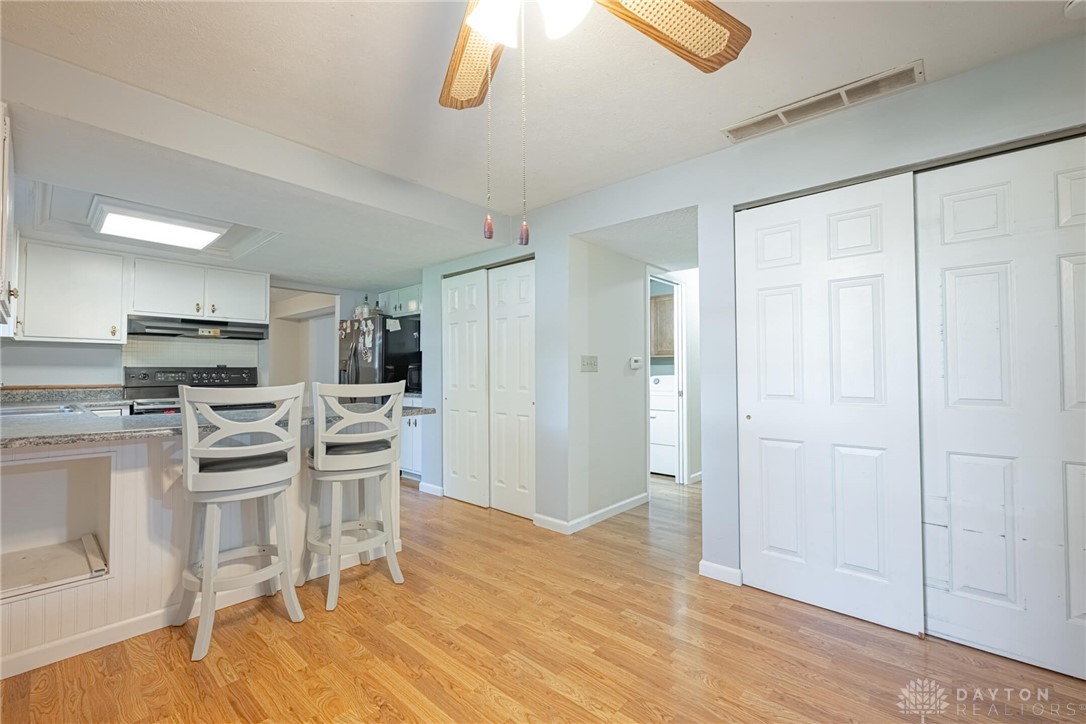 2447 Hemphill Road Kettering, OH 45440 - Photo 8 of 37 Gallery Image 8