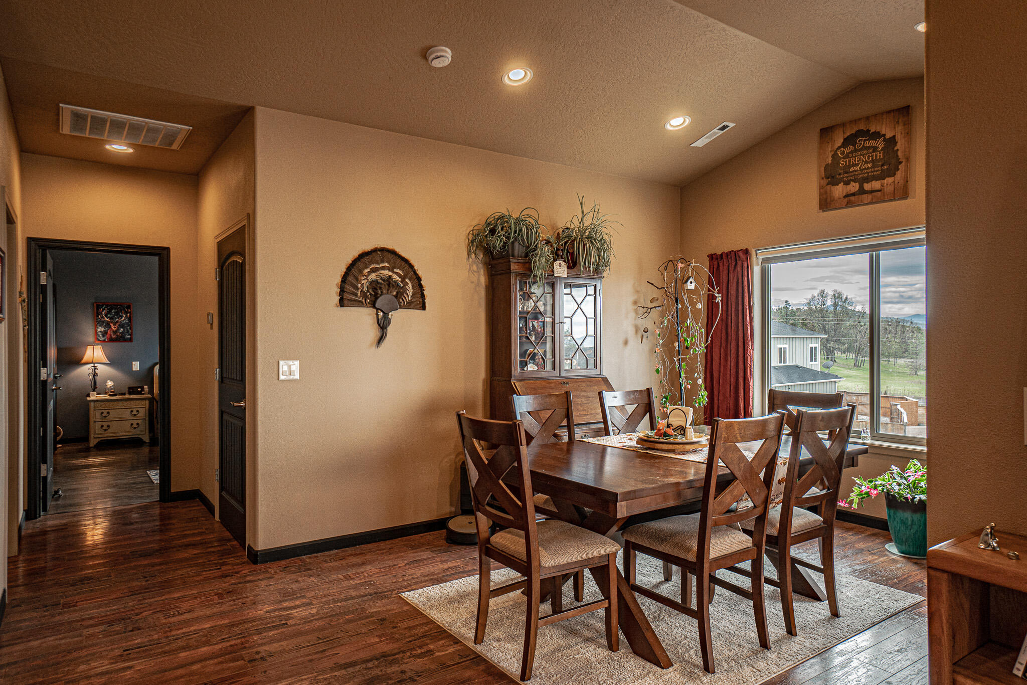 1050 Azure Way Eagle Point, OR 97524 - Photo 27 of 39