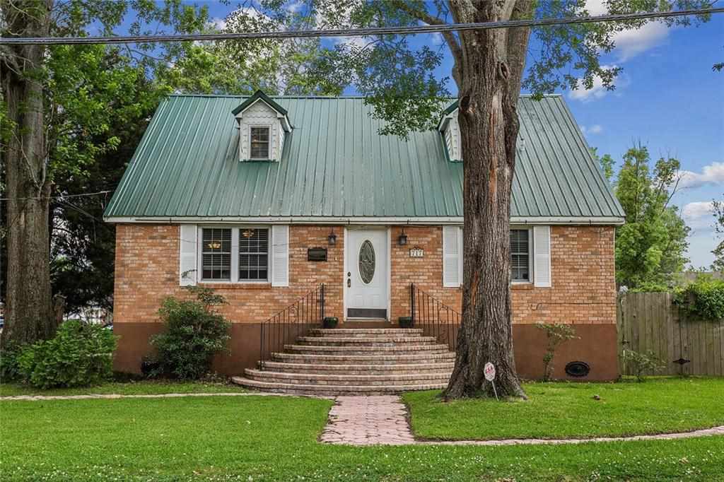 717 Rural Street River Ridge, LA 70123 - Photo 1 of 17