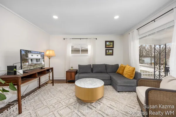 $379,900 | 177 Prospect Street, Rockford, MI 49341