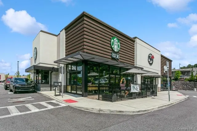 $410,000 | 422 Panorama Drive, Mohegan Lake, NY 10547