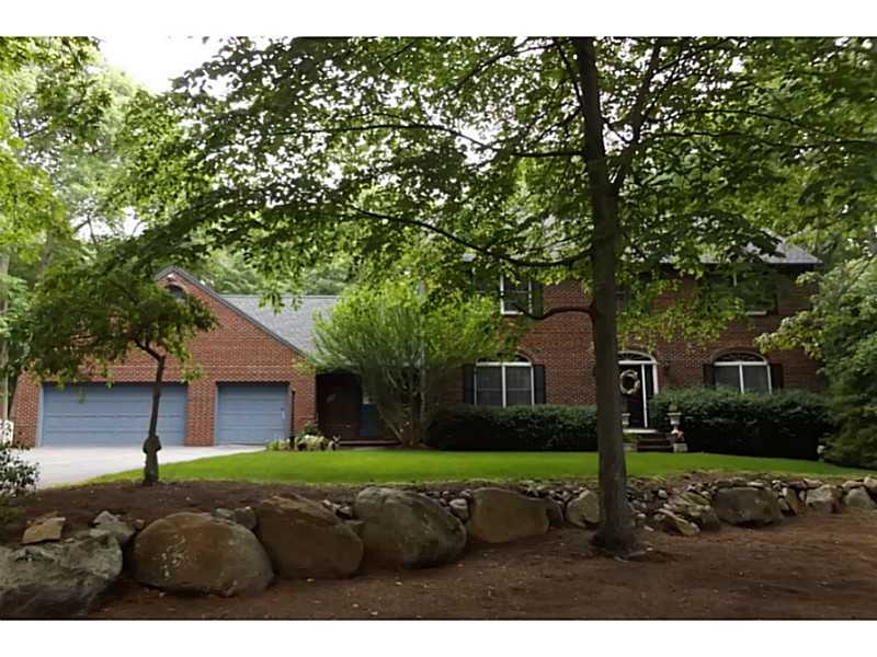 1140 High Hawk Road East Greenwich, RI 02818 - Photo 1 of 18 Exterior Front.