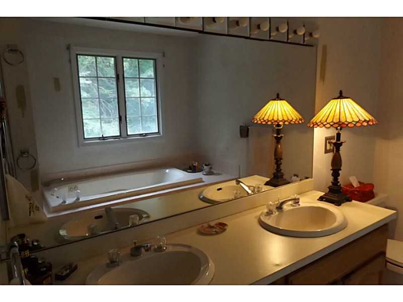 1140 High Hawk Road East Greenwich, RI 02818 - Photo 16 of 18 Master Bath/Spa. Jacuzzi tub, double sinks, stall shower