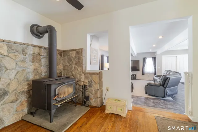 $649,000 | 22 Ebony Lane, Essex, CT 06442