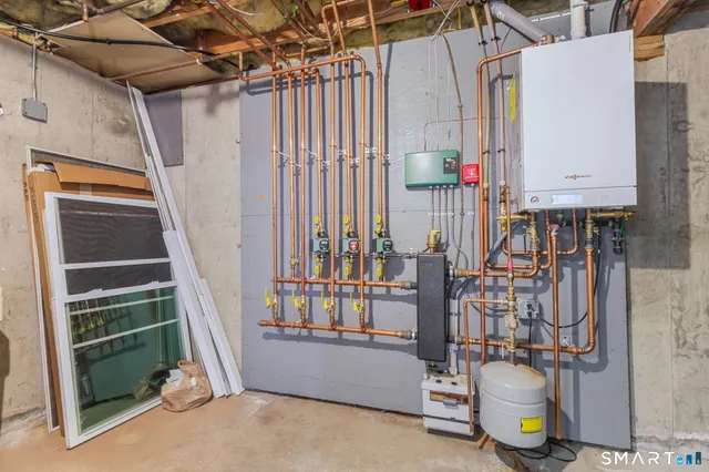 $649,000 | 22 Ebony Lane, Essex, CT 06442