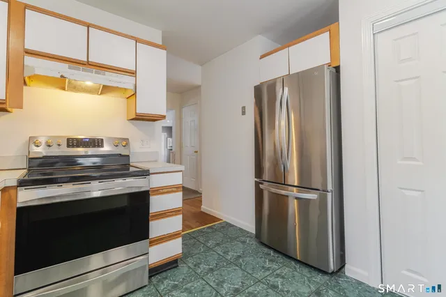 $649,000 | 22 Ebony Lane, Essex, CT 06442