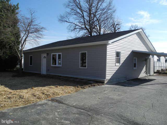 6715 Cornell Road Middle River, MD 21220 - Photo 1 of 22 Exterior (Front)