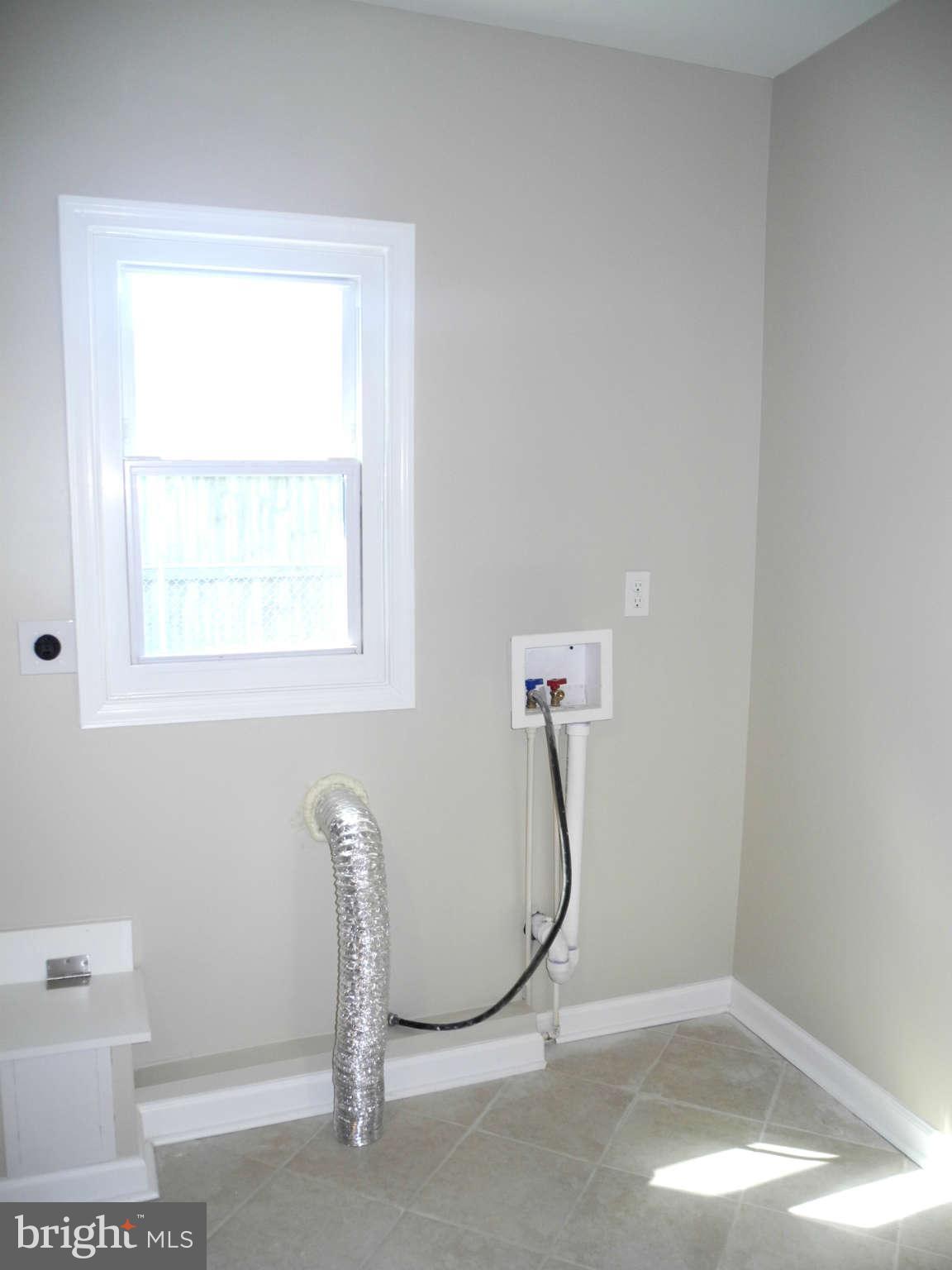 6715 Cornell Road Middle River, MD 21220 - Photo 18 of 22 Interior Laundry Room