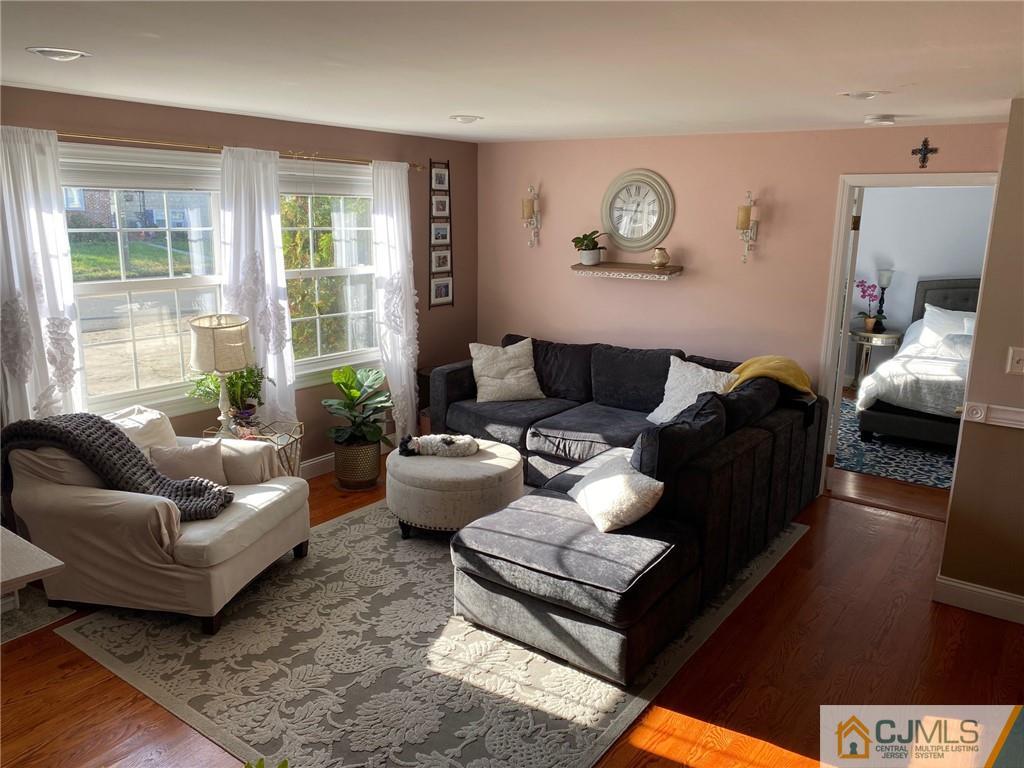 200 New Dover Road Colonia, NJ 07067 - Photo 6 of 14 a living room with furniture rug and window