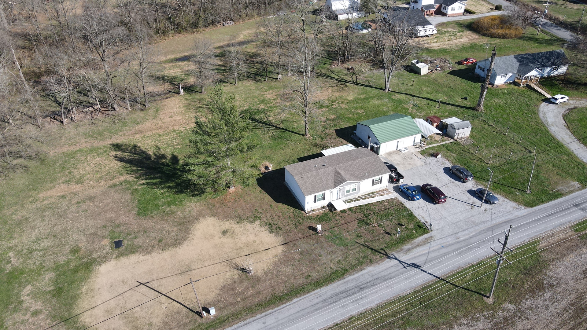 2360 Taylor Road West Frankfort, IL 62896 - Photo 3 of 25