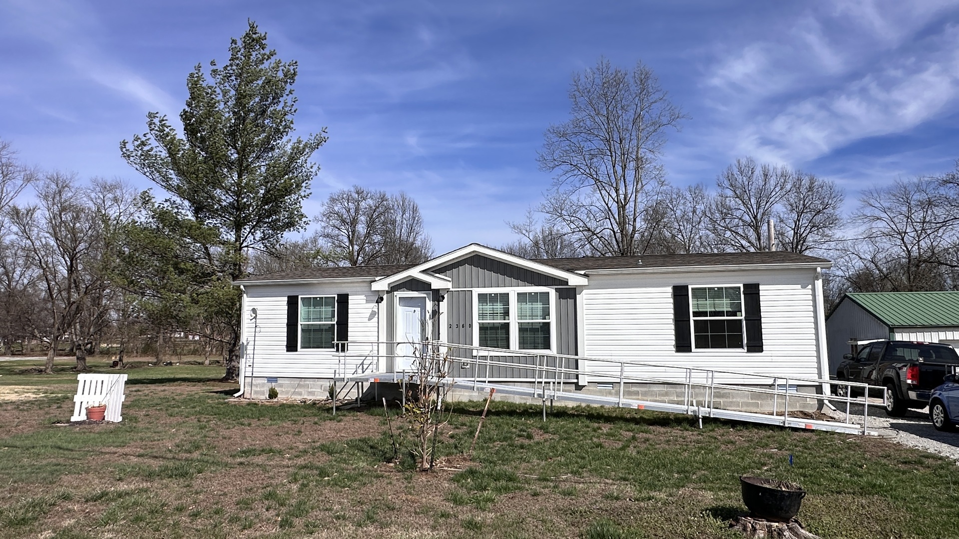 2360 Taylor Road West Frankfort, IL 62896 - Photo 4 of 25