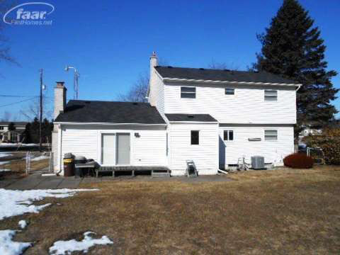1248 North Morrish Road Flint, MI 48532 - Photo 7 of 19 20395853-6.JPG