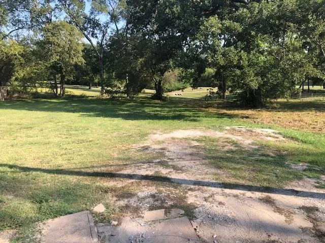 $36,000 | 812 South 6th Street, Bonham, TX 75418