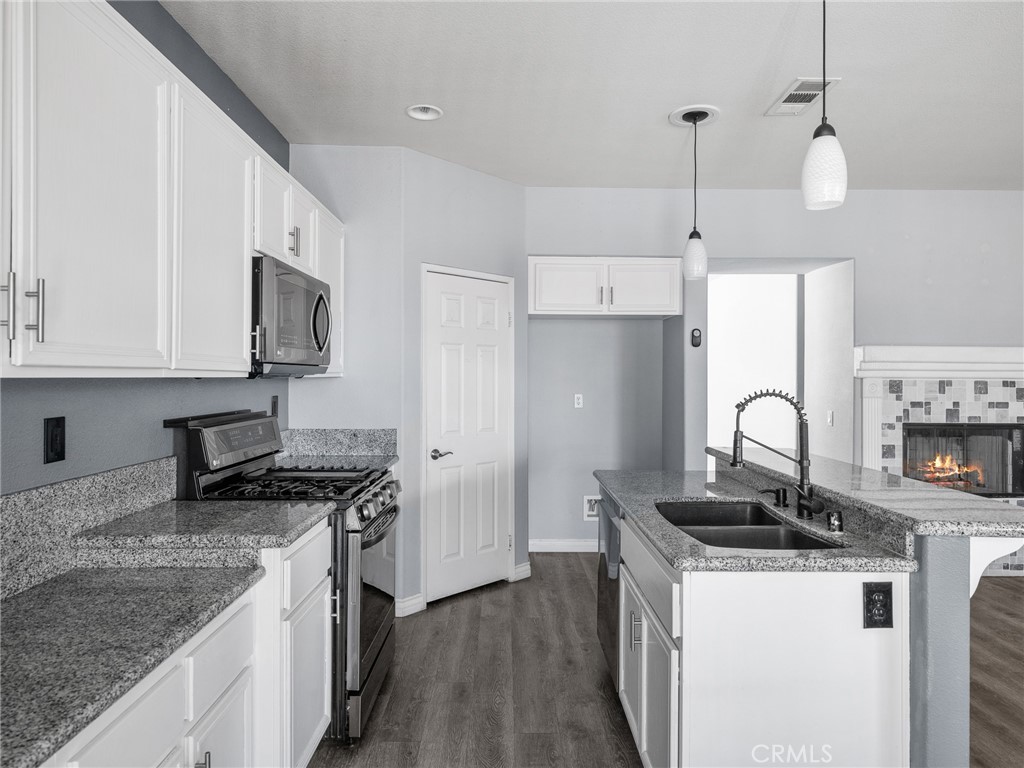 8923 Azalea Springs Road Oak Hills, CA 92344 - Photo 14 of 46 Newer Appliances