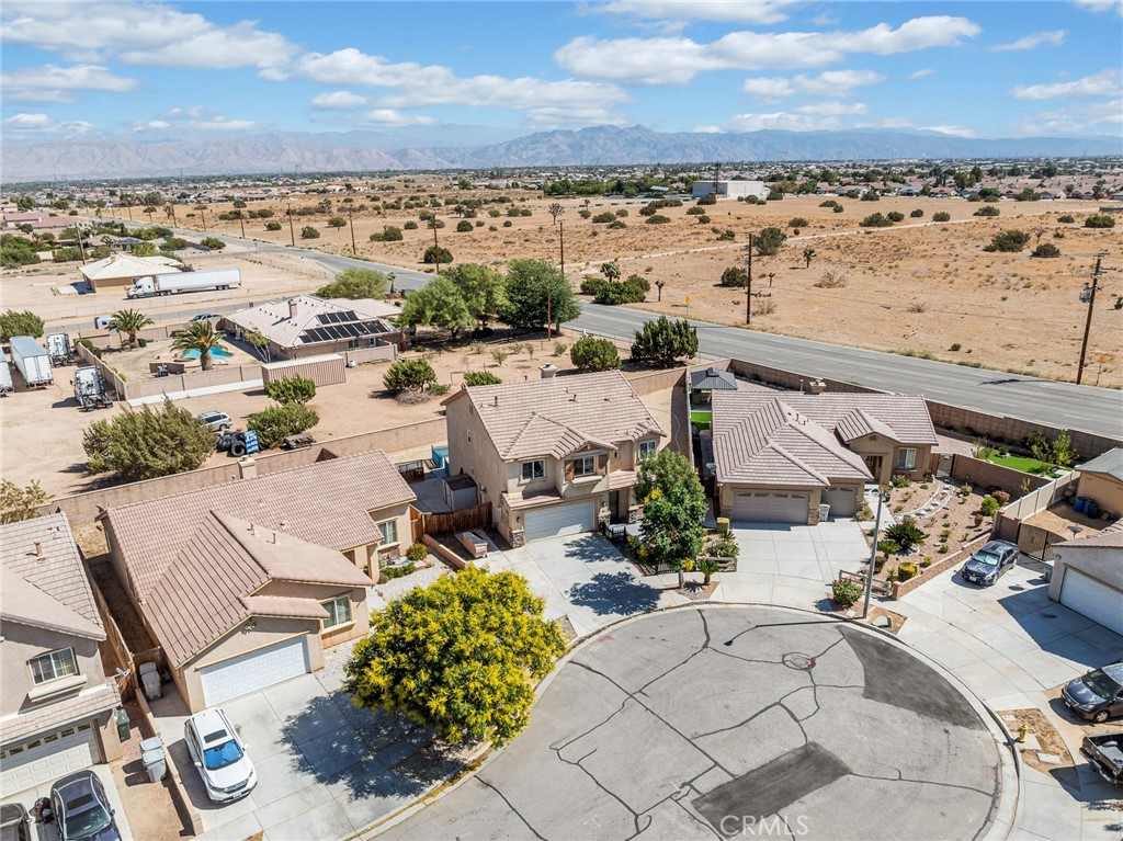 8923 Azalea Springs Road Oak Hills, CA 92344 - Photo 5 of 46