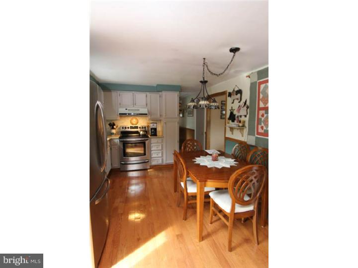 1363 Ridgeview Circle Downingtown, PA 19335 - Photo 14 of 24 Kitchen