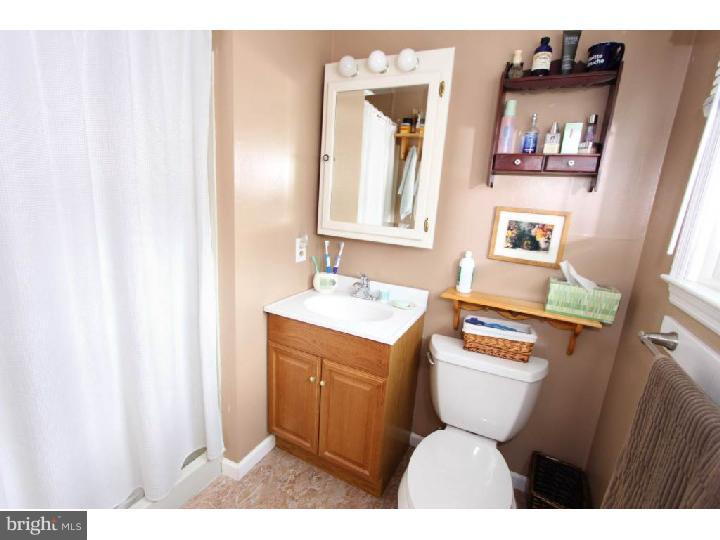 1363 Ridgeview Circle Downingtown, PA 19335 - Photo 22 of 24 Master Bathroom