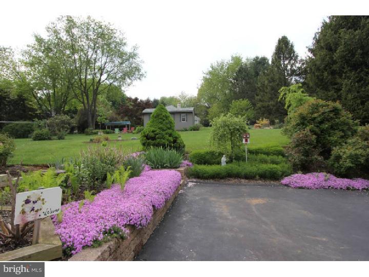 1363 Ridgeview Circle Downingtown, PA 19335 - Photo 6 of 24 Side Yard