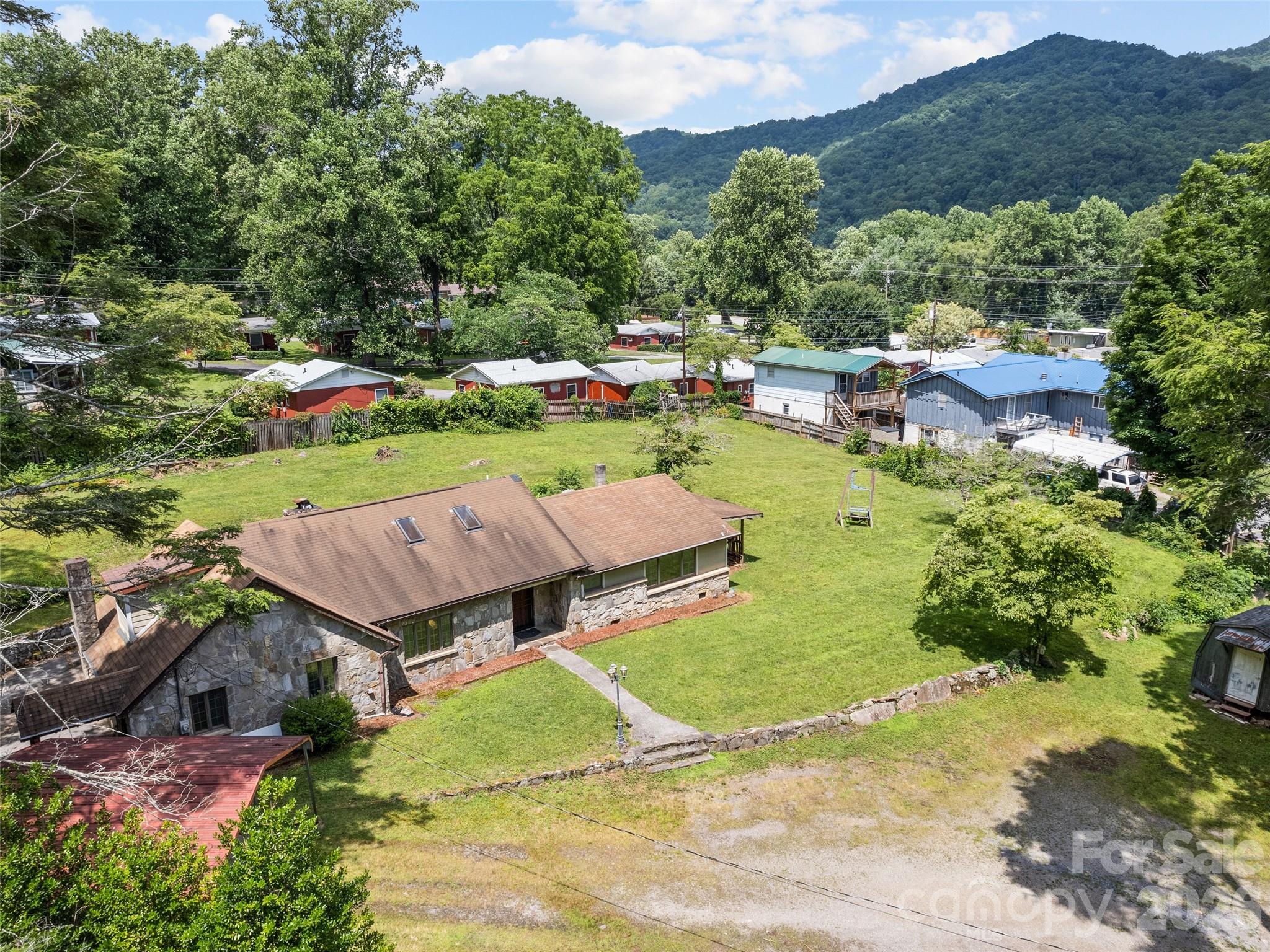64 Turner Branch Road Maggie Valley, NC 28751 - Photo 3 of 36