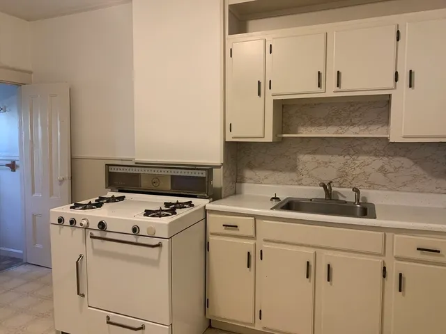 $2,150 | 107 Rutherford Avenue, Unit 1, Boston, MA 02129