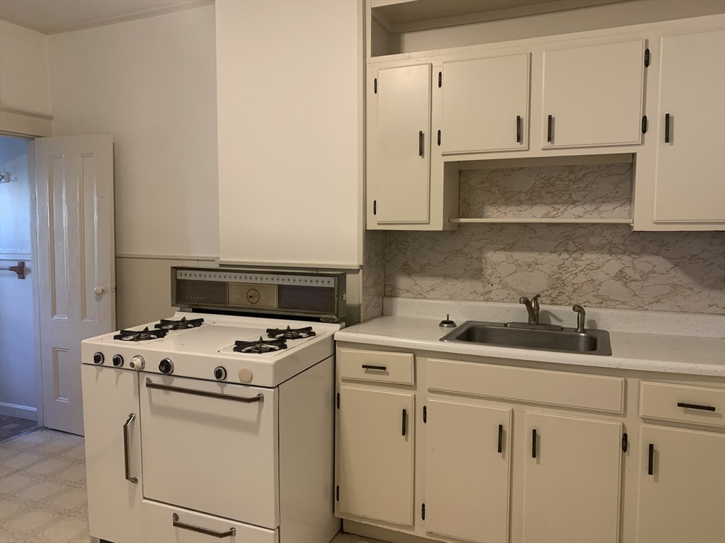 107 Rutherford Avenue, Unit 1 Boston, MA 02129 - Photo 3 of 13