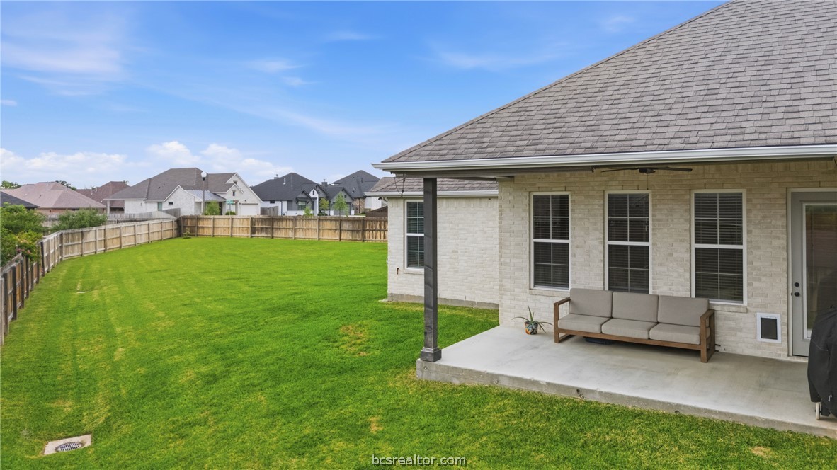 3520 Fairhope Way Bryan, TX 77808 - Photo 31 of 39 a front view of a house with garden