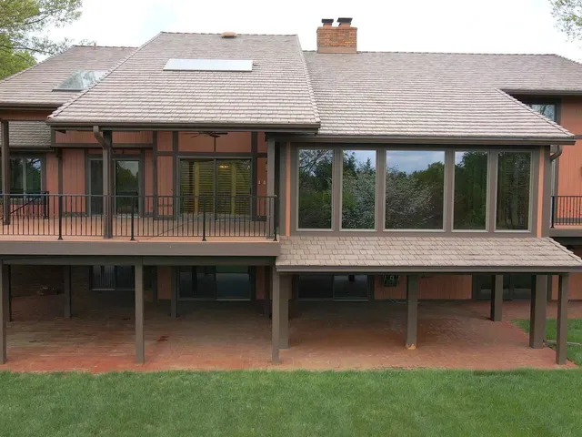 $625,000 | 405 Country Club Road, Arkansas City, KS 67005