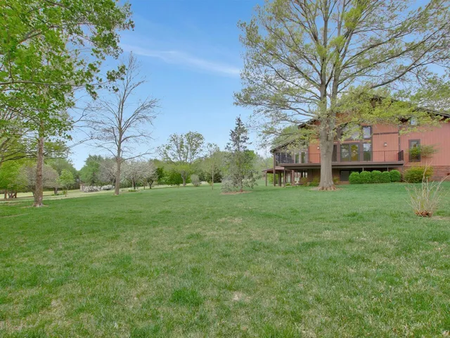 $625,000 | 405 Country Club Road, Arkansas City, KS 67005