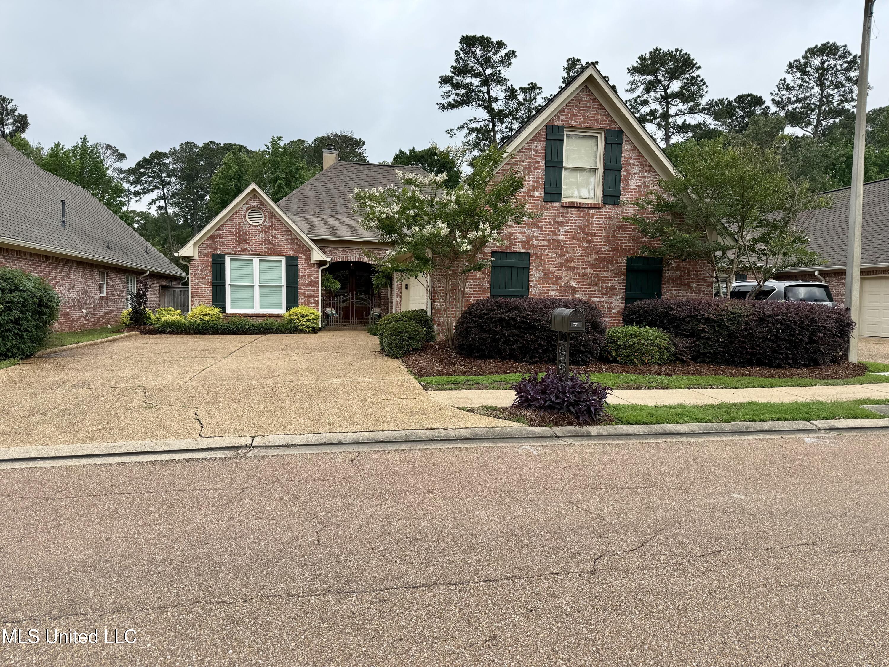 771 Versailles Drive Ridgeland, MS 39157 - Photo 3 of 15 IMG_3133