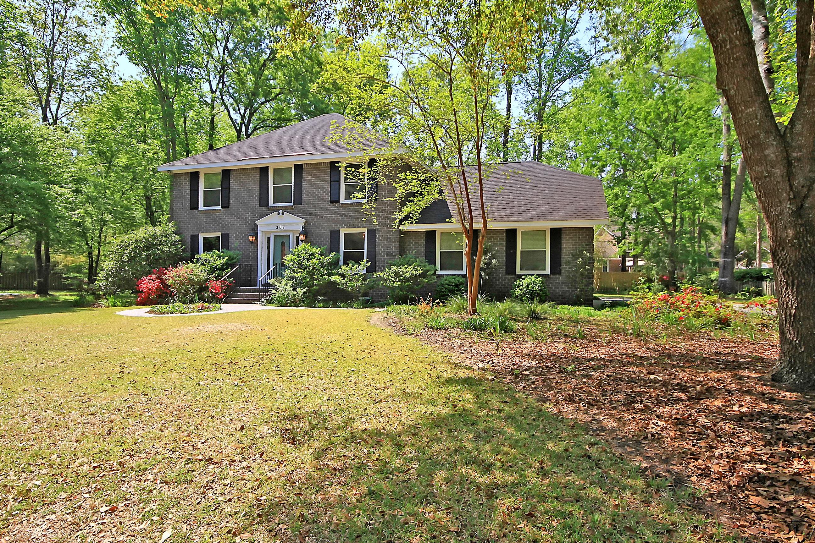 308 High Grove Road Summerville, SC 29485 - Photo 4 of 45 308 High Grove