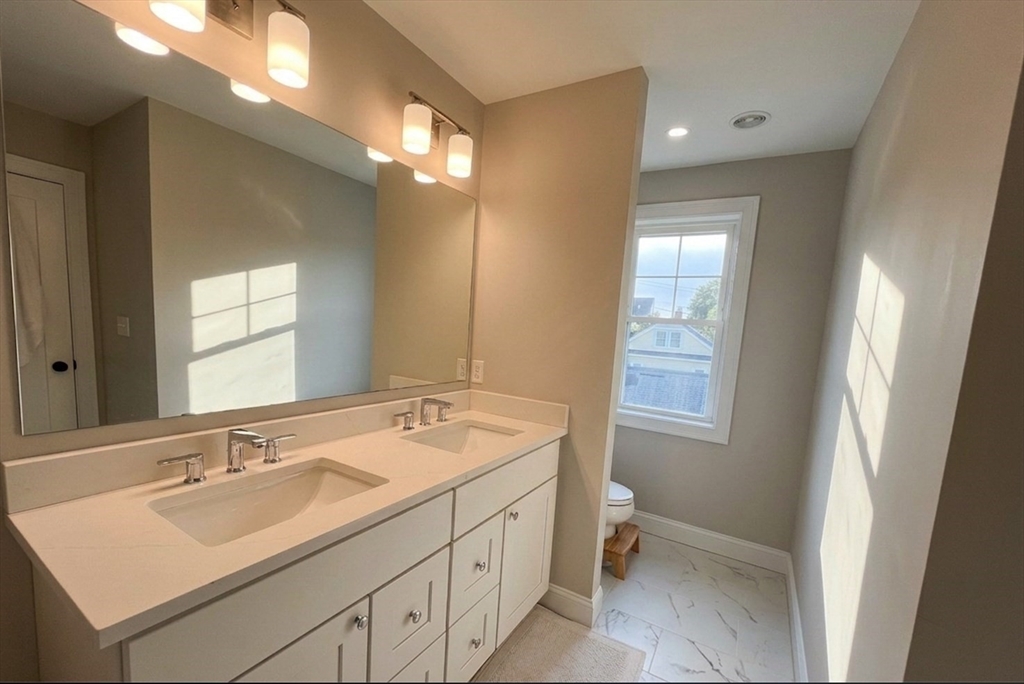 57 Castine Street, Unit 1 Worcester, MA 01606 - Photo 19 of 27